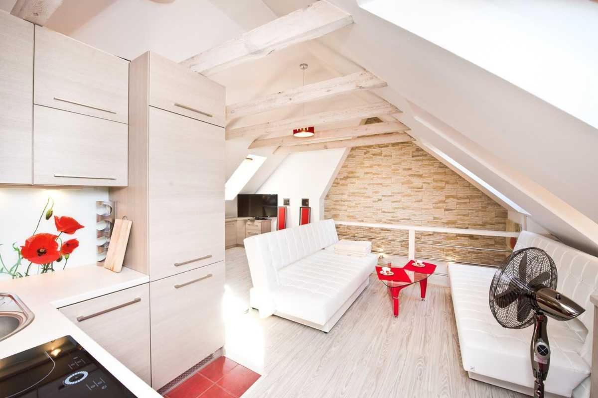 גדינייה Dwupoziomowy Stylowy Apartament Przy Centrum Gdyni, Niedaleko Morza מראה חיצוני תמונה
